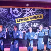 大衆演劇の背景幕や販促物の製作を自社で一貫して行えるようにすることで、仕事の幅が広がりました。
